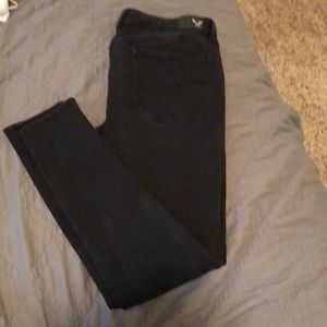 Black hi rise American eagle jeans
